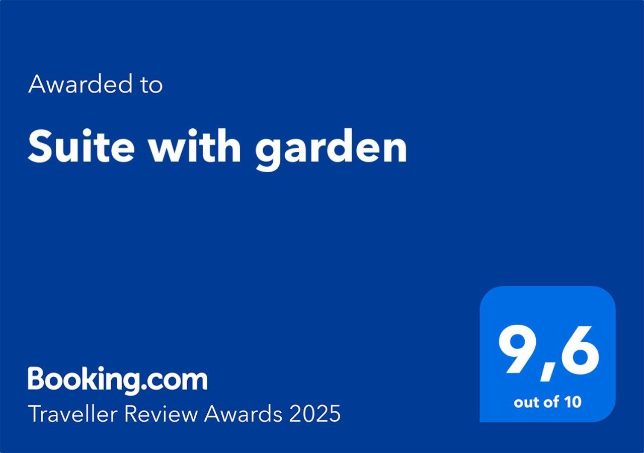 Suite With Garden Agia Marina  外观 照片